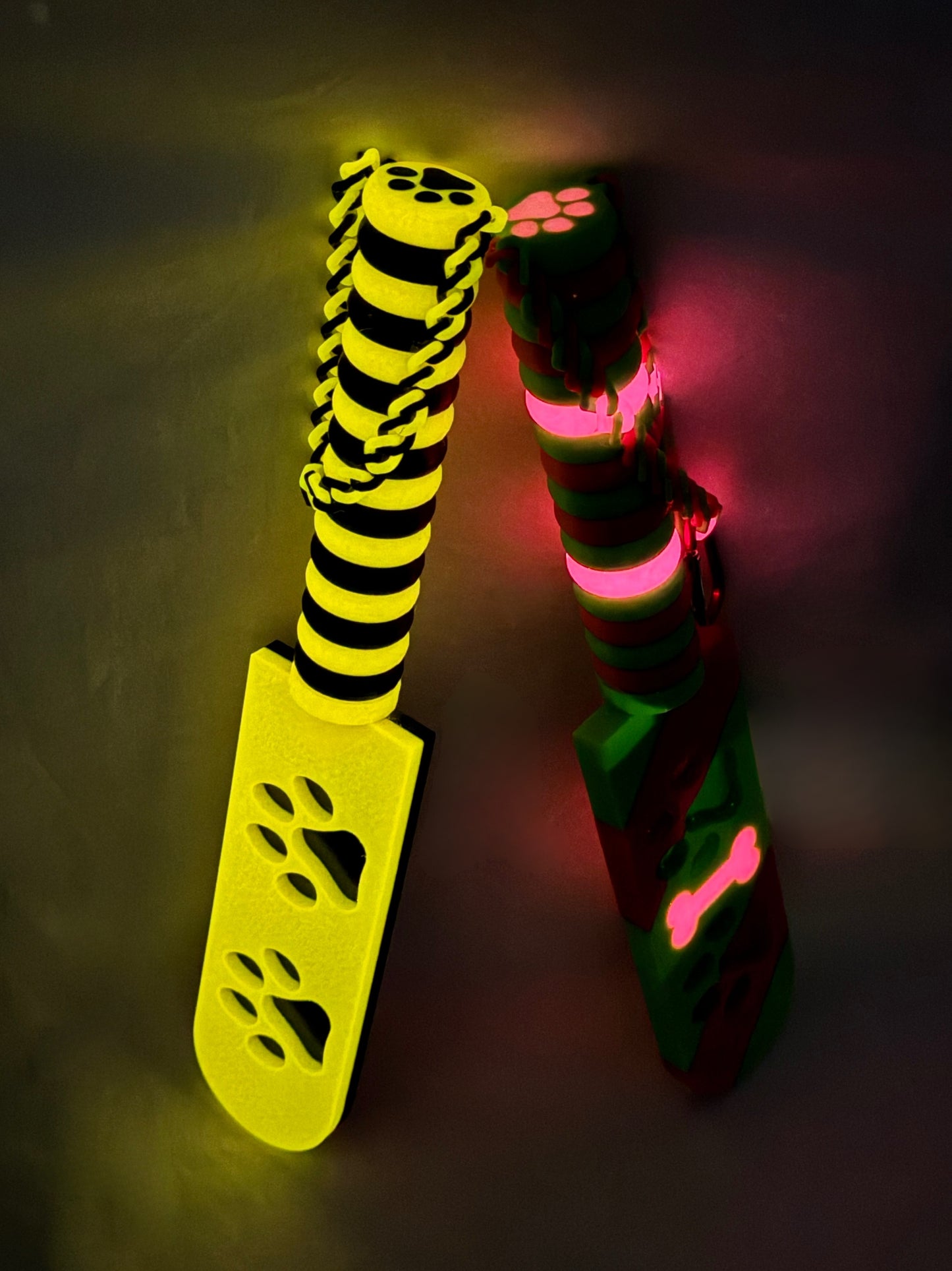 🐾Puppy Paw Print BDSM Paddle – Flexible Impact Toy