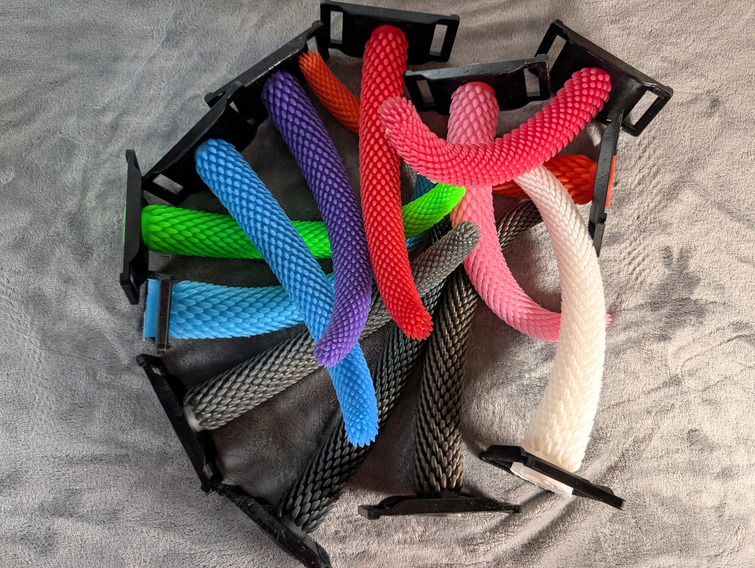 🐾 Knotty Boy Toys Silicone Pup Tails