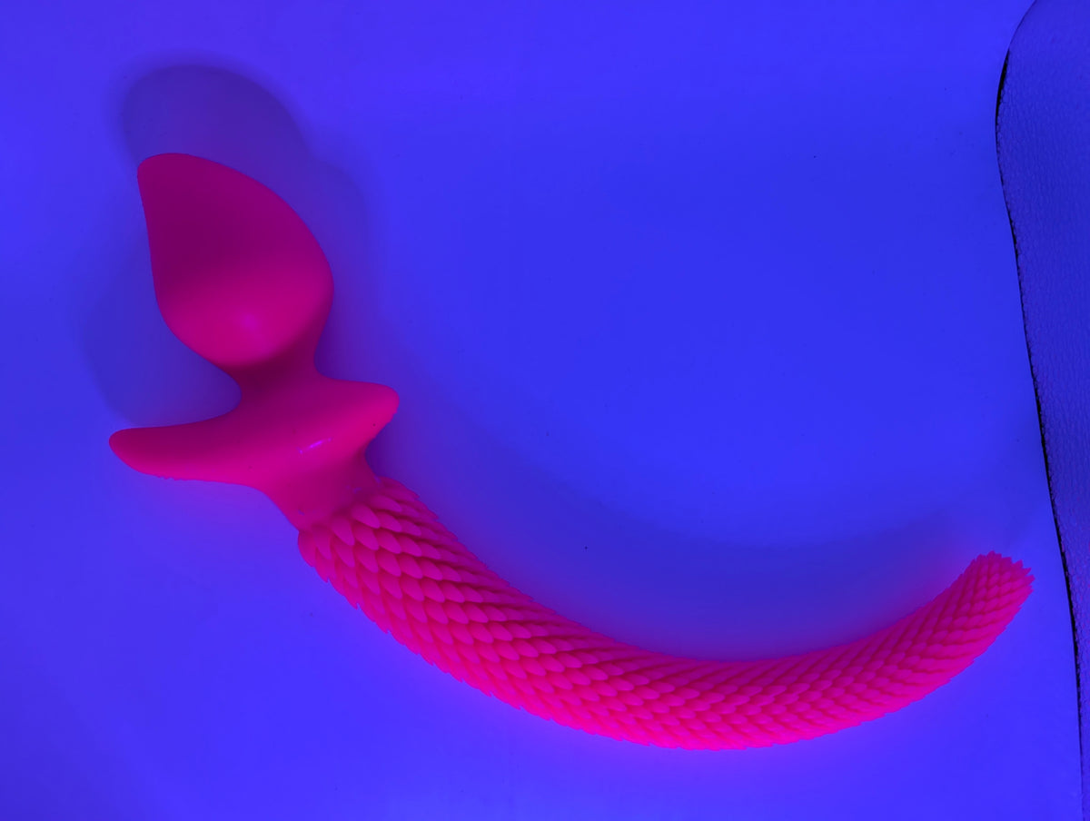 🐾 Knotty Boy Toys Silicone Pup Tails
