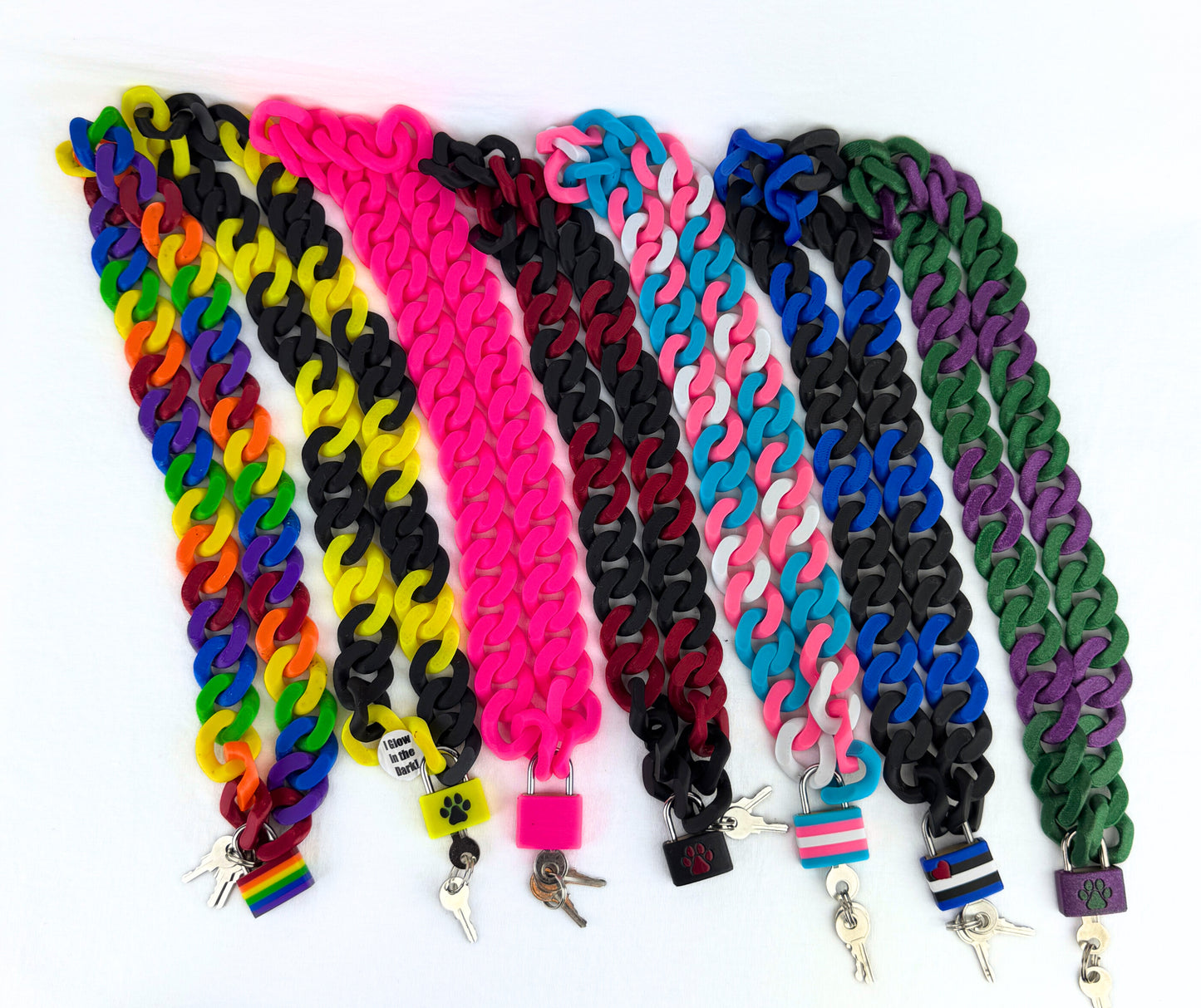🔗 Multicolor Cuban Chain Necklace / Collar with Matching Padlock – Colorful, Personalized, Durable, & Stylish
